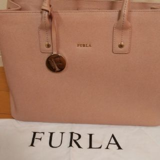 フルラ(Furla)のフルラ人気のピンクベージュバック(ショルダーバッグ)