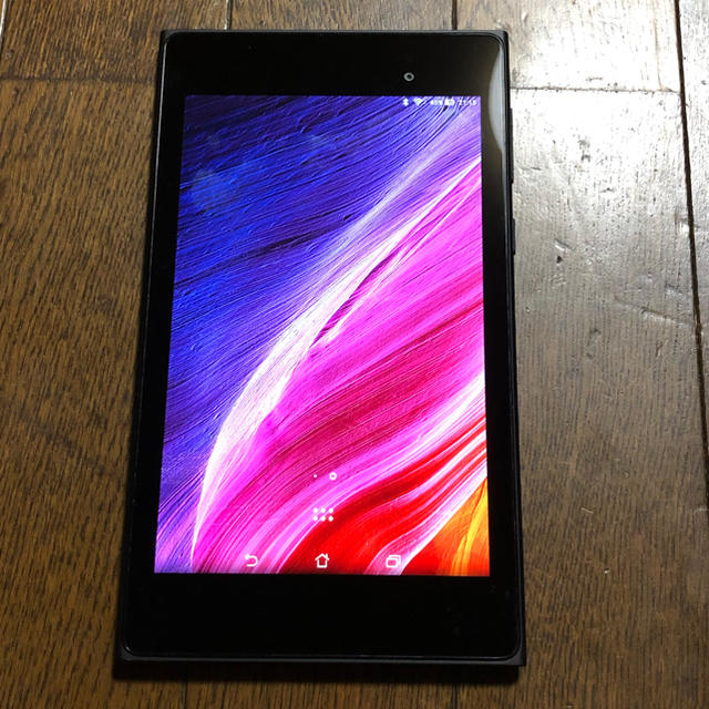 ☆ASUS MeMO Pad7ME572CL SIMフリー16GB充電器付き