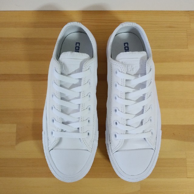 CONVERSE(コンバース)のconverse / all star ox lea / white mono レディースの靴/シューズ(スニーカー)の商品写真