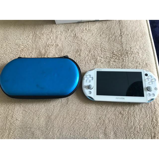 格安出品！！ psvita ソフト各種プラス保護ケース付き 1