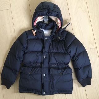 バーバリー(BURBERRY)のBURBERRY バーバリー 6Y ダウンジャンパー(ジャケット/上着)