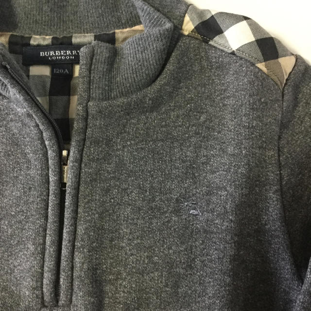 BURBERRY(バーバリー)のバーバリー トレーナー 120 キッズ/ベビー/マタニティのキッズ服男の子用(90cm~)(Tシャツ/カットソー)の商品写真