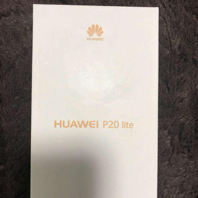 ANDROID(アンドロイド)のHUAWEI P20 lite SIMフリー スマホ/家電/カメラのスマートフォン/携帯電話(スマートフォン本体)の商品写真