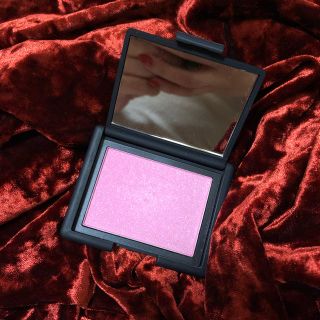 ナーズ(NARS)のナーズブラッシュアンジェリカ(チーク)