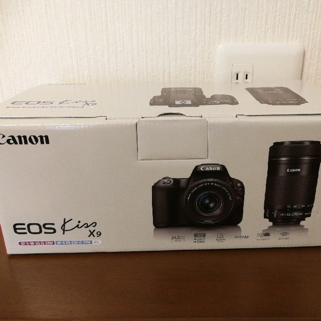 Canon - ロボコン　Canon　EOS Kiss　x9 ダブルズー厶　デジタル一眼