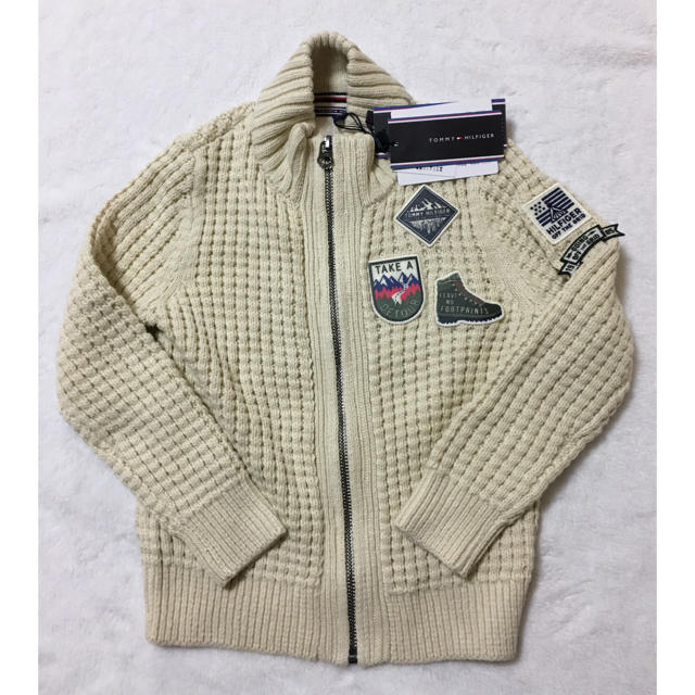 TOMMY HILFIGER(トミーヒルフィガー)のトミーヒルフィガー ニットジャケット【新品タグ付き】 キッズ/ベビー/マタニティのキッズ服男の子用(90cm~)(ジャケット/上着)の商品写真