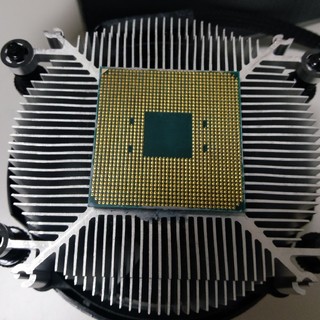 ジャンク扱い AMD APU Ryzen3 2200(PCパーツ)