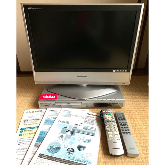 Panasonic(パナソニック)のPanasonicデジタルハイビジョンテレビ＆DVDプレーヤー スマホ/家電/カメラのテレビ/映像機器(テレビ)の商品写真