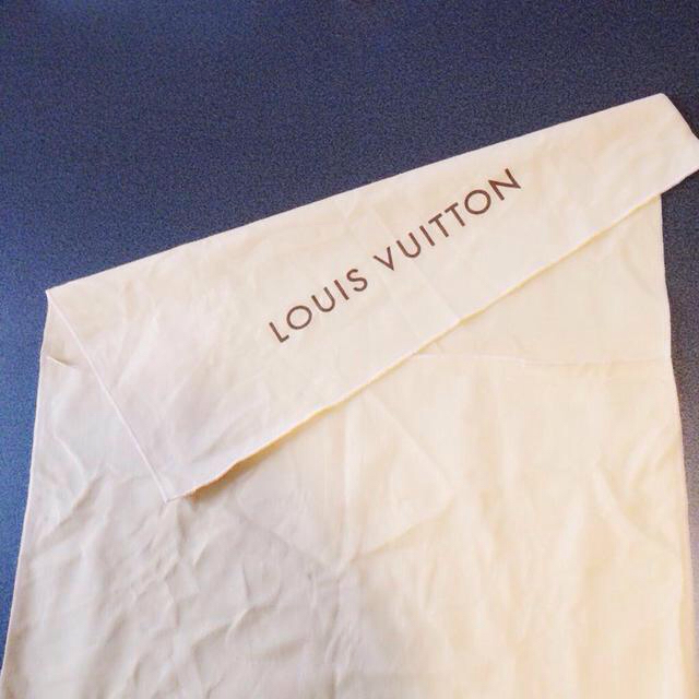 LOUIS VUITTON(ルイヴィトン)の♡ヴィトン♡本物♡布袋♡ レディースのファッション小物(ポーチ)の商品写真