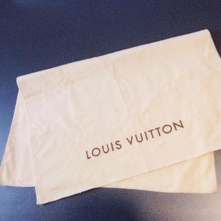 ルイヴィトン(LOUIS VUITTON)の♡ヴィトン♡本物♡布袋♡(ポーチ)