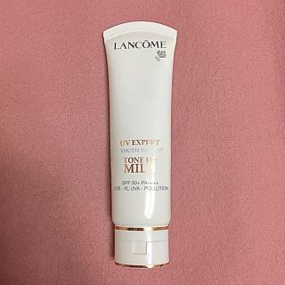 ランコム(LANCOME)のトーンアップミルク・アネッサのセット(化粧下地)