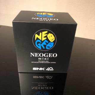 ネオジオ(NEOGEO)のNEOGEO mini(携帯用ゲーム機本体)