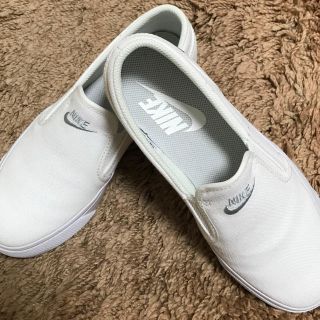 ナイキ(NIKE)のNIKE スリッポンスニーカー(スニーカー)