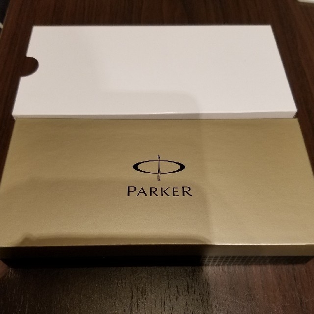Parker(パーカー)の新品☆PARKER(パーカー)ボールペン　ギフト インテリア/住まい/日用品の文房具(ペン/マーカー)の商品写真
