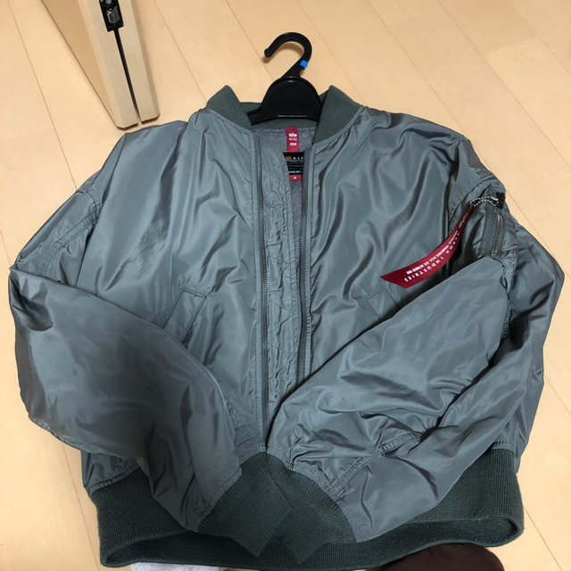 ALPHA INDUSTRIES(アルファインダストリーズ)のALPHA上着 レディースのジャケット/アウター(ダウンジャケット)の商品写真