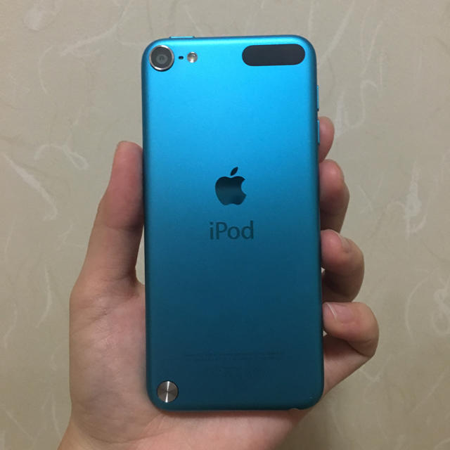 iPod touch(アイポッドタッチ)のiPod touch 16GB スマホ/家電/カメラのオーディオ機器(ポータブルプレーヤー)の商品写真