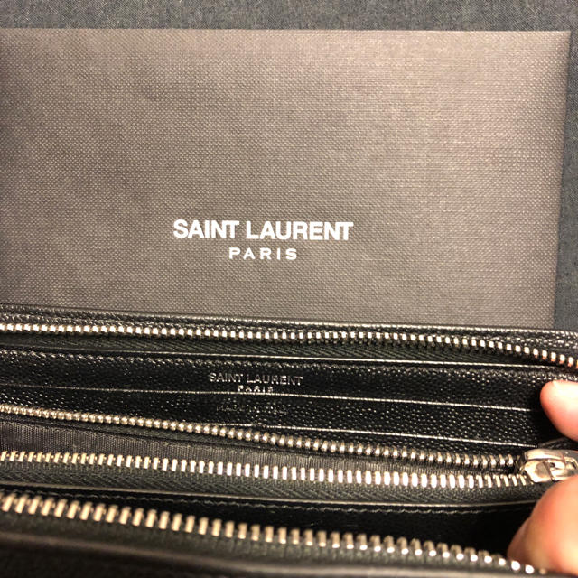 Saint Laurent(サンローラン)のサンローラン スタッズ 財布 エディ メンズのファッション小物(長財布)の商品写真