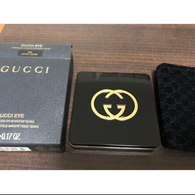 Gucci(グッチ)の専用 コスメ/美容のベースメイク/化粧品(アイシャドウ)の商品写真