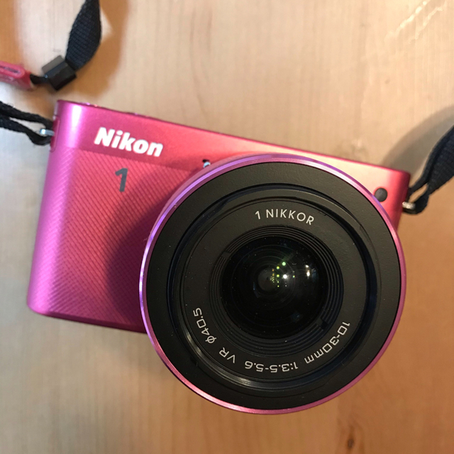 Nikon(ニコン)のLove Landさん 専用 Nikon 1NIKKOR J2 スマホ/家電/カメラのカメラ(ミラーレス一眼)の商品写真