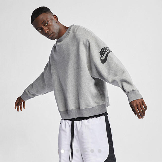 NIKE(ナイキ)のNIKE FEAR OF GOD COLLECTION NRG Ti CREW メンズのトップス(スウェット)の商品写真