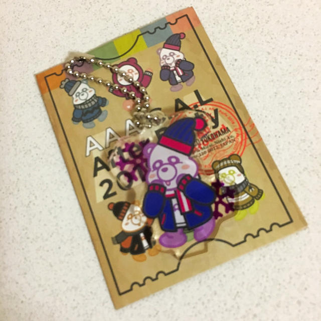 AAA(トリプルエー)のAAA え〜パンダアクリルスタンドキーホルダー 紫 エンタメ/ホビーのおもちゃ/ぬいぐるみ(キャラクターグッズ)の商品写真