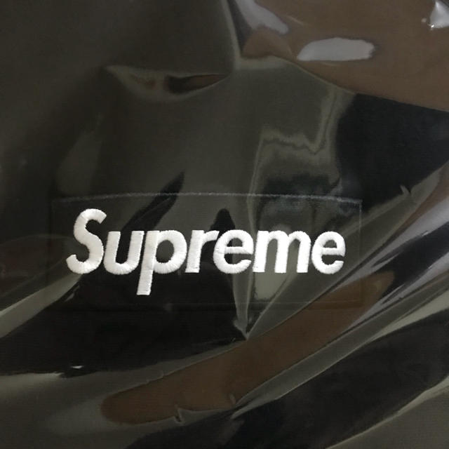 Supreme(シュプリーム)のSupreme ボックスロゴ 黒 m メンズのトップス(スウェット)の商品写真