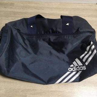 【送料無料】adidasスポーツバッグ(ボストンバッグ)