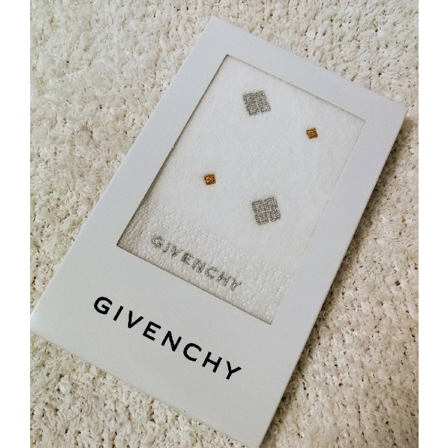 GIVENCHY(ジバンシィ)のジバンシィ タオルハンカチ レディースのファッション小物(ハンカチ)の商品写真