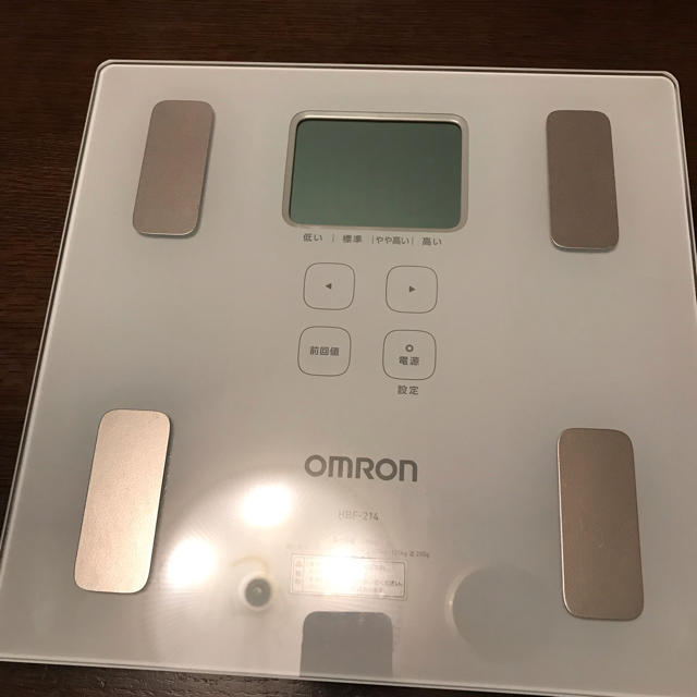 OMRON(オムロン)の体重計 スマホ/家電/カメラの生活家電(体重計)の商品写真