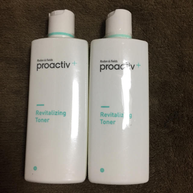 proactiv(プロアクティブ)の専用・プロアクティブ化粧水 コスメ/美容のスキンケア/基礎化粧品(化粧水/ローション)の商品写真