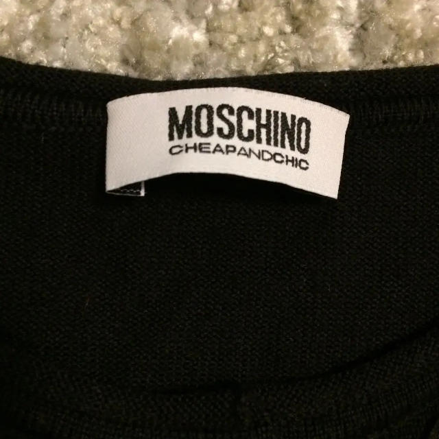 MOSCHINO(モスキーノ)のMOSCHINO カーディガン 可愛いです！ レディースのトップス(カーディガン)の商品写真