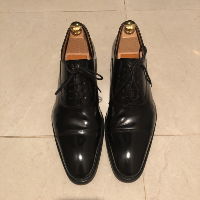 REGAL(リーガル)のリーガル ストレートチップ革靴 黒色 26センチ REGAL レディースの靴/シューズ(ローファー/革靴)の商品写真
