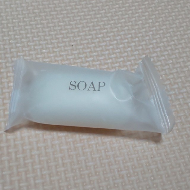 SOAP まとめ売り (40個300円) インテリア/住まい/日用品の日用品/生活雑貨/旅行(日用品/生活雑貨)の商品写真