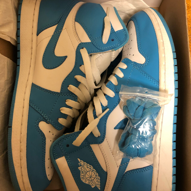 NIKE(ナイキ)のAir Jordan 1 High OG UNC［説明文必読］ メンズの靴/シューズ(スニーカー)の商品写真