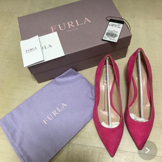 Furla(フルラ)のFURURA  オペラ カラースエードパンプス（ピンク） レディースの靴/シューズ(ハイヒール/パンプス)の商品写真