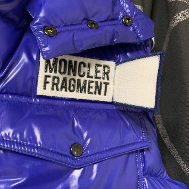 MONCLER(モンクレール)のモンクレール フラグメント 藤原ヒロシ ダウンベスト サイズ 1 ブルー メンズのジャケット/アウター(ダウンジャケット)の商品写真