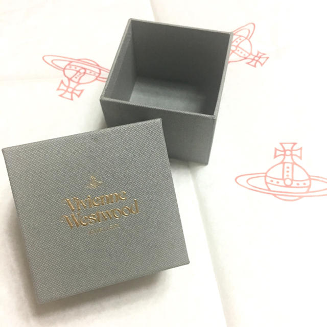 Vivienne Westwood(ヴィヴィアンウエストウッド)の未使用品 ヴィヴィアン  ウエストウッド  アクセサリーBOX インテリア/住まい/日用品のインテリア小物(小物入れ)の商品写真