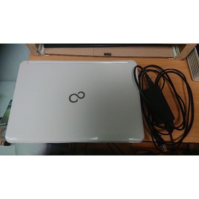 corei5富士通 LIFEBOOK AH54/H インテルCORE I5