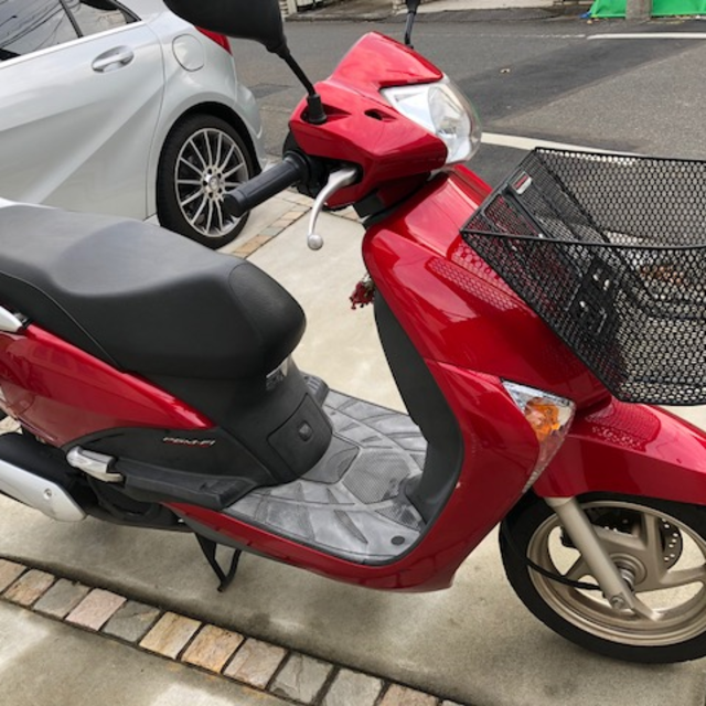 ホンダ(ホンダ)の★HONDA LEAD ホンダリード 107㏄ 赤色 25300㌔　東京から　 自動車/バイクのバイク(車体)の商品写真