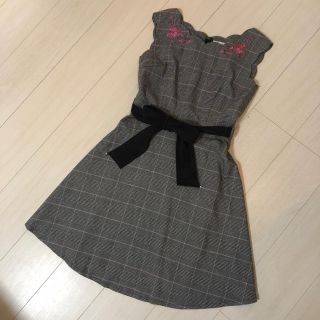 ミッシュマッシュ(MISCH MASCH)の♥︎MISCH MASCH ミッシュマッシュ チェック柄刺繍ワンピース♥︎(ひざ丈ワンピース)