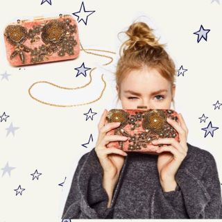 ザラ(ZARA)のsale!新品タグ付☆ZARAザラ☆ビーズ&刺繍ベルベットクラッチ(ショルダーバッグ)