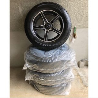 ブリヂストン(BRIDGESTONE)のブリザック ホイール付き 4本セット(タイヤ・ホイールセット)