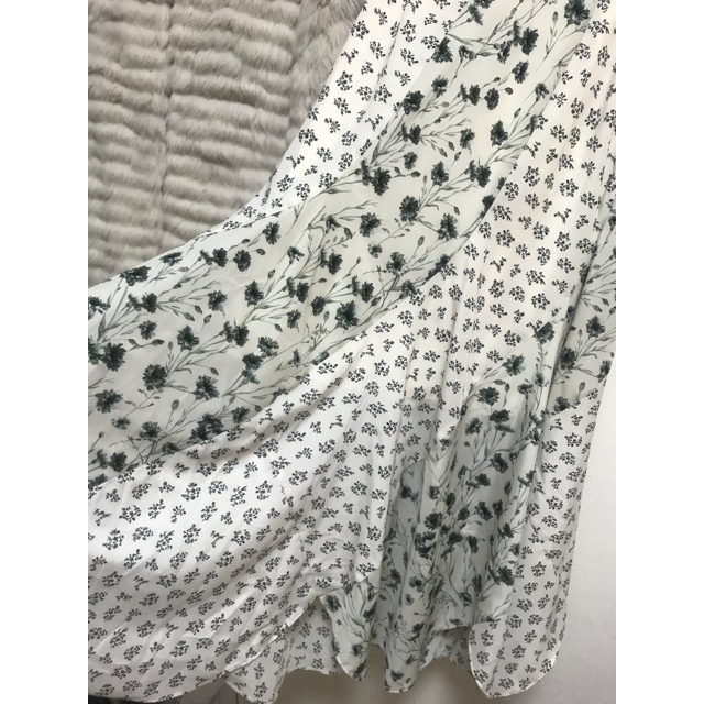 moussy(マウジー)のMIXTURE PATTERN FLARE SKIRT レディースのスカート(ロングスカート)の商品写真