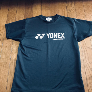 ヨネックス(YONEX)の25日までお値下げ！ヨネックス 黒 半袖シャツ (バドミントン)
