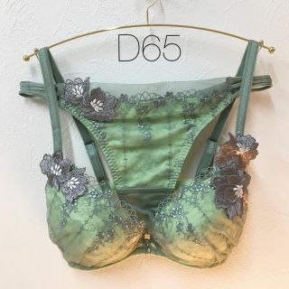 トリンプ(Triumph)のmayo子様追加分♡【新品】D65 トリンプ フロラーレ ブラ&ショーツセット(ブラ&ショーツセット)