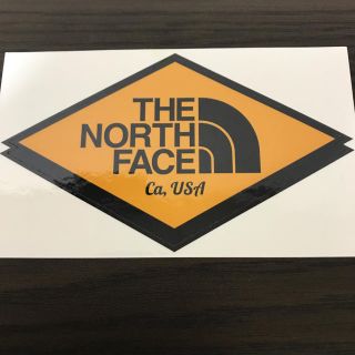 ザノースフェイス(THE NORTH FACE)の【縦7cm横12.3cm】THE NORTH  FACE ステッカー(ステッカー)