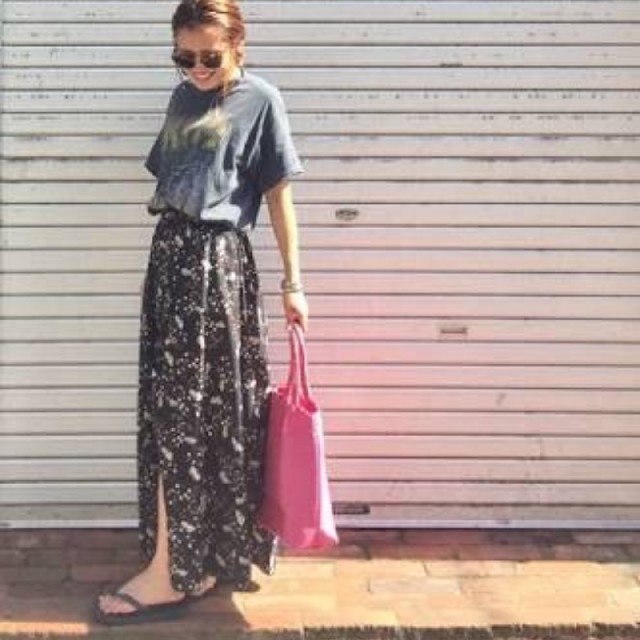 Todayful フラワースリットスカート