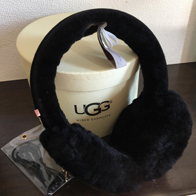 ugg  イヤーマフ 黒 ヘッドホン