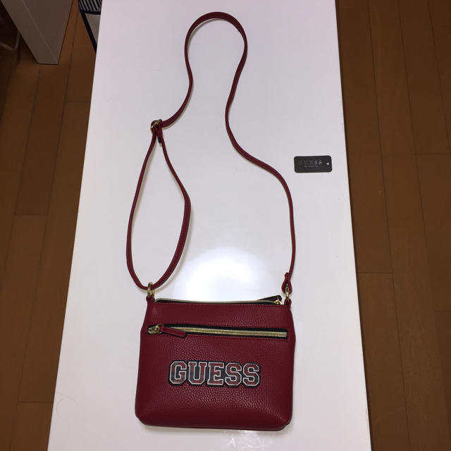 GUESS(ゲス)のGUESS バッグ レディースのバッグ(トートバッグ)の商品写真