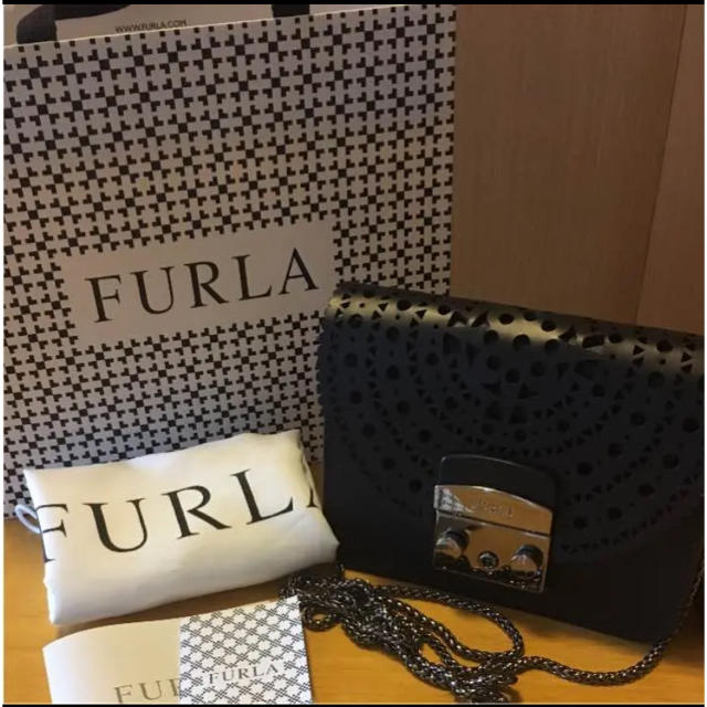 kぴ様 専用 FURLA メトロポリス 黒 レディースのバッグ(ショルダーバッグ)の商品写真